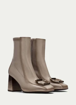 Botin monaco marfil*HISPANITAS Online