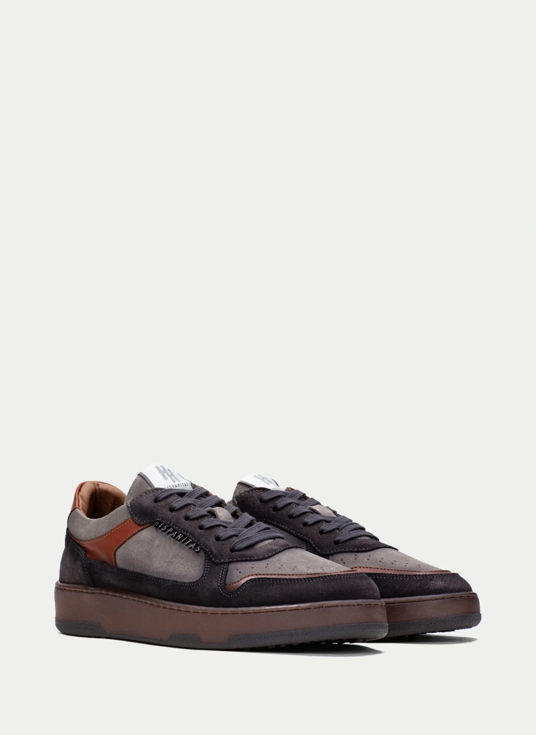 Deportivo gris-taupe*HISPANITAS Online